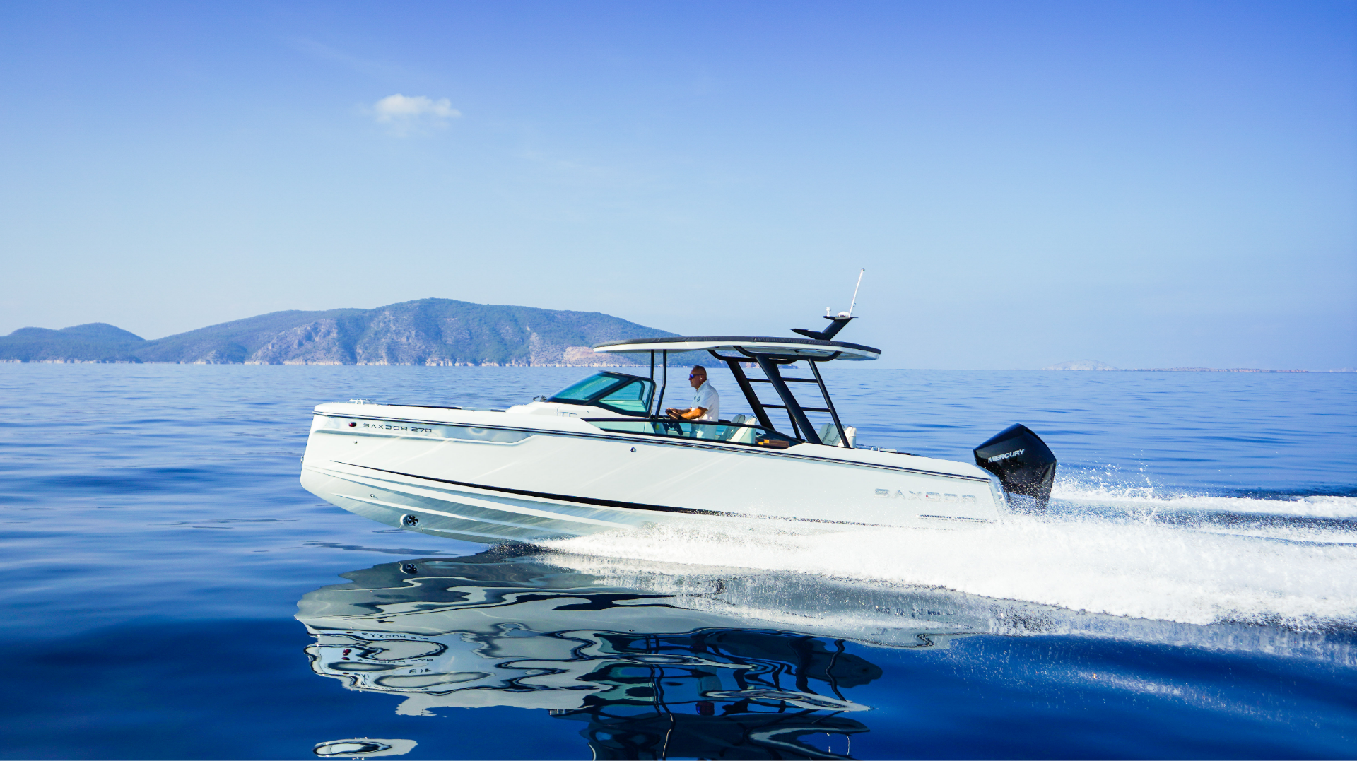 Originating from a vision to create a boat fleet that has never existed before, Saxdor boats are built with the highest standards of cutting-edge technologies and attention to safety.